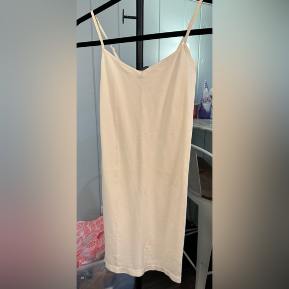 NWOT Free People Intimately Seamless Slip - Cream - XS/S - Picture 11 of 13